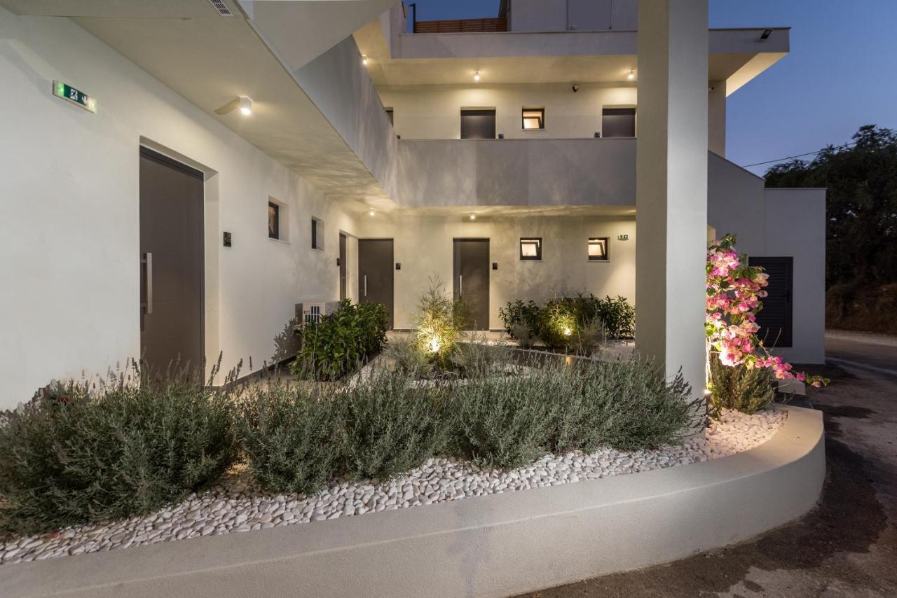 Mon Repo Suites Laganas Exterior foto